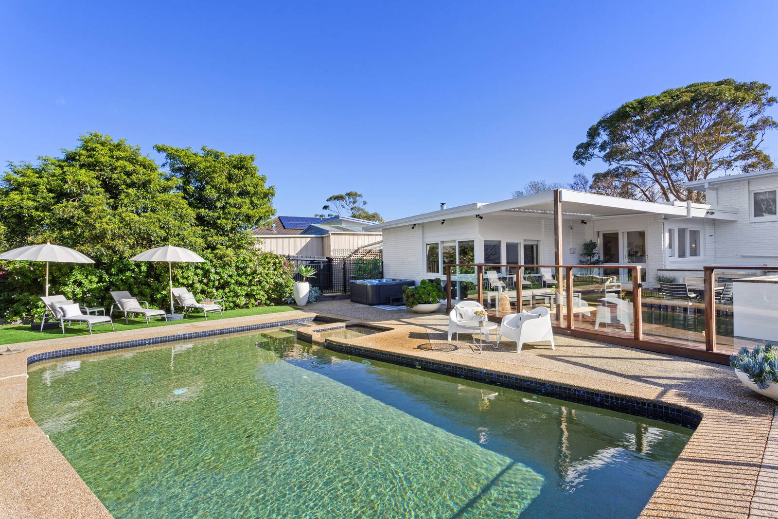 Property Gallery Thumbnail 2