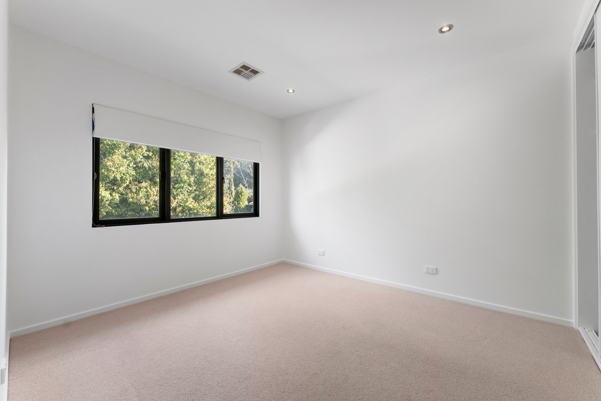 20 Ruabon Road, Toorak image 7