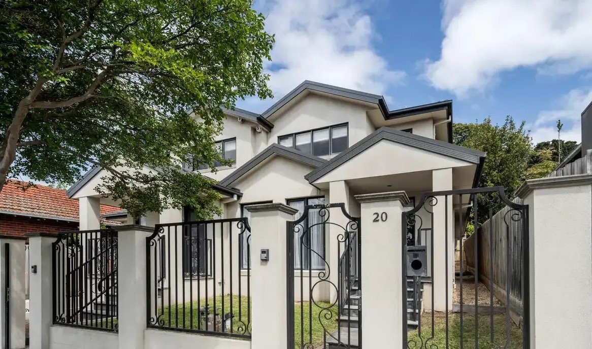 20 Ruabon Road, Toorak image 1