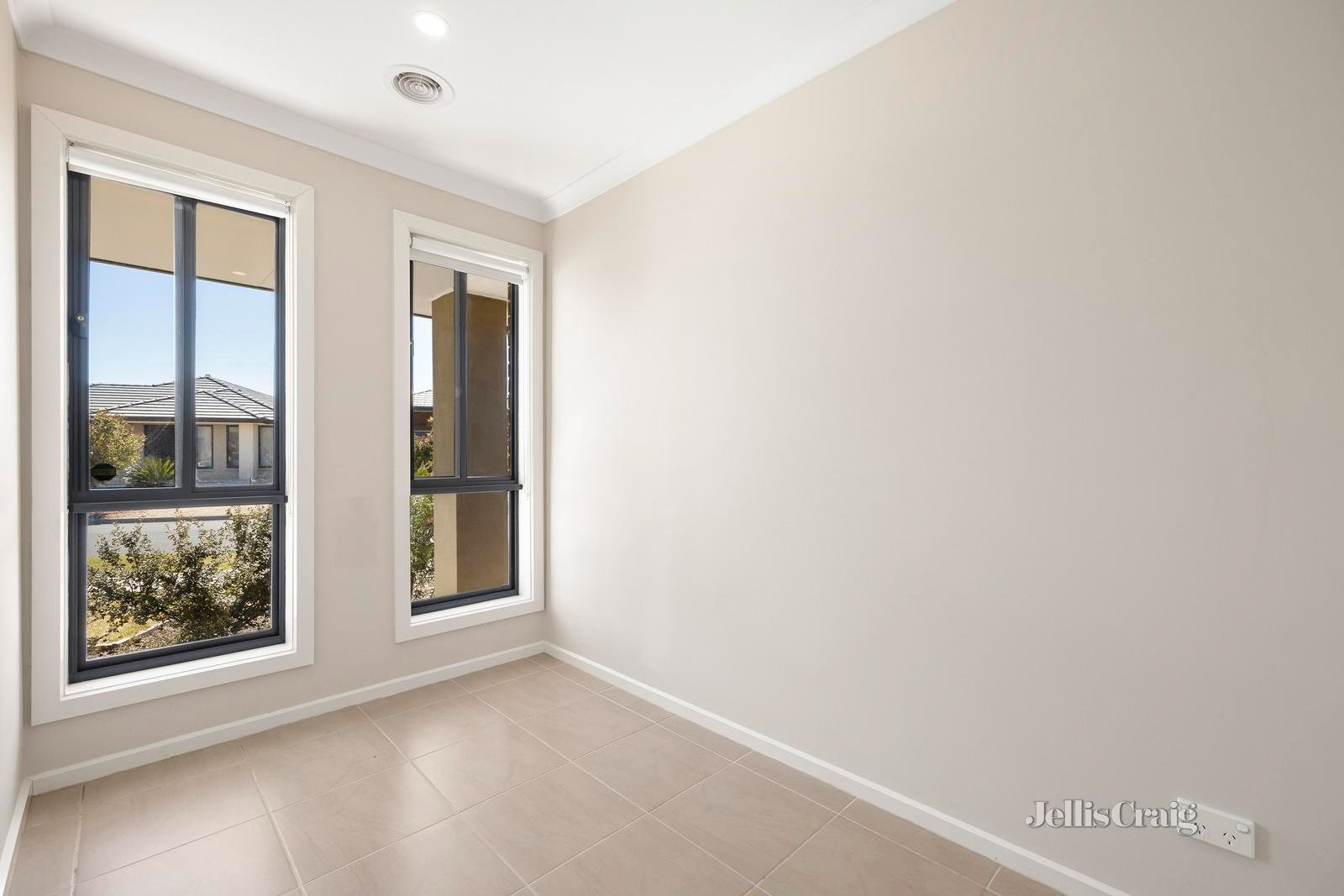 20 Salinga Drive, Werribee image 7