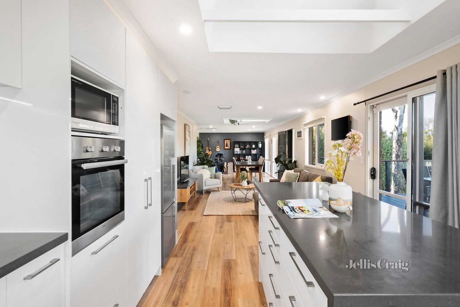20 Summit Court, Mooroolbark image 5