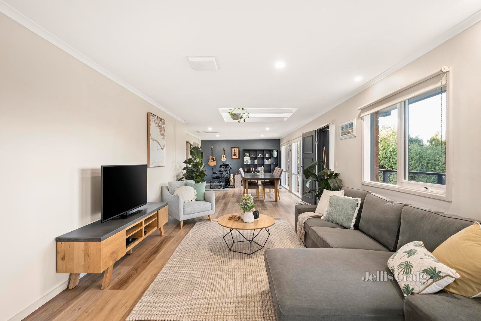 20 Summit Court, Mooroolbark image 8