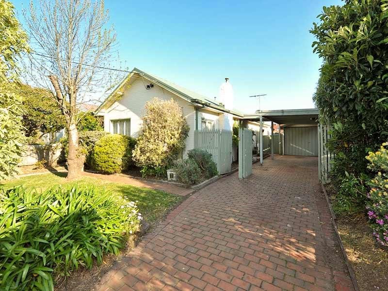 20 Sussex Street, Blackburn North image 1