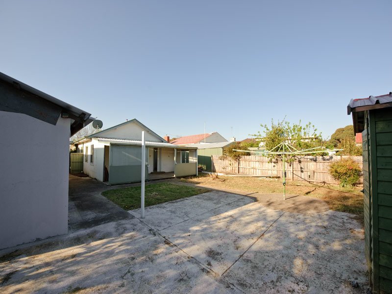 20 Sussex Street, Blackburn North image 7