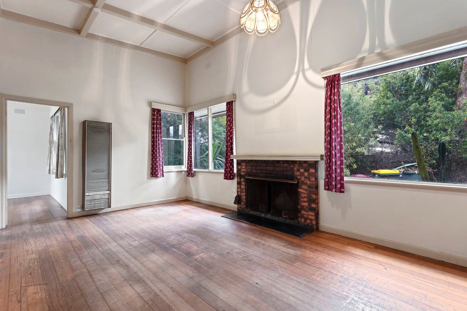 Property Gallery Thumbnail 5