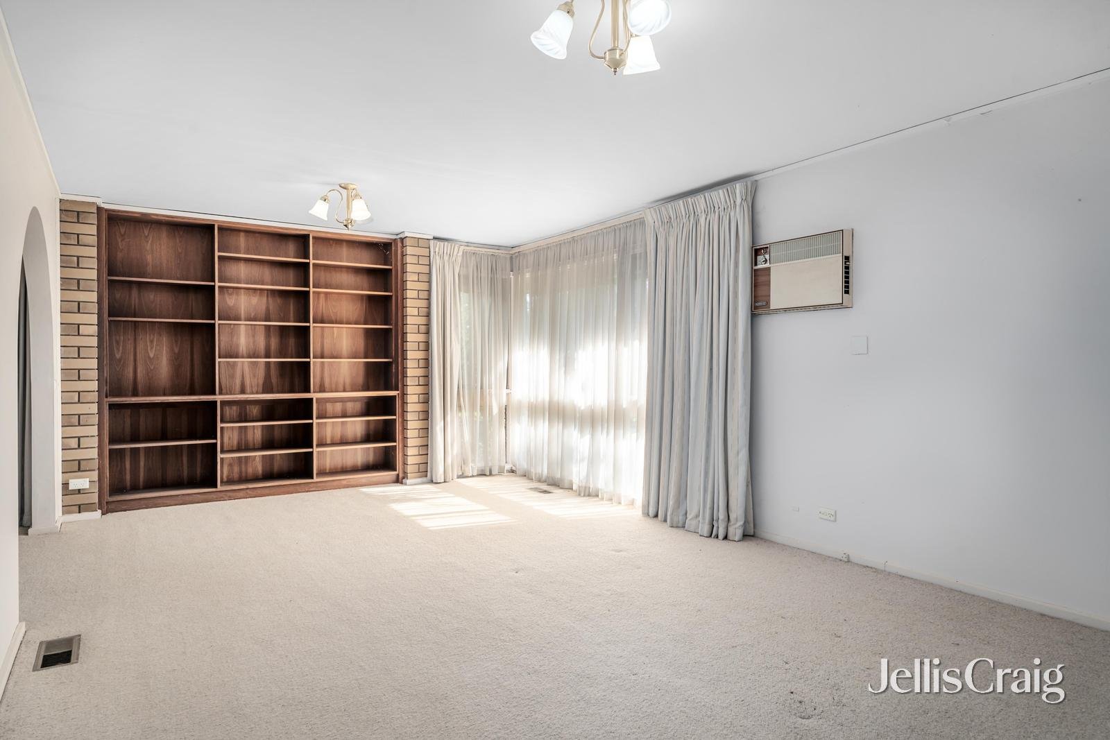 20 Swift Drive, Glen Waverley image 4