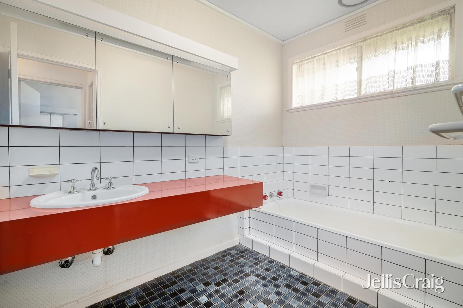 20 Swift Drive, Glen Waverley image 7
