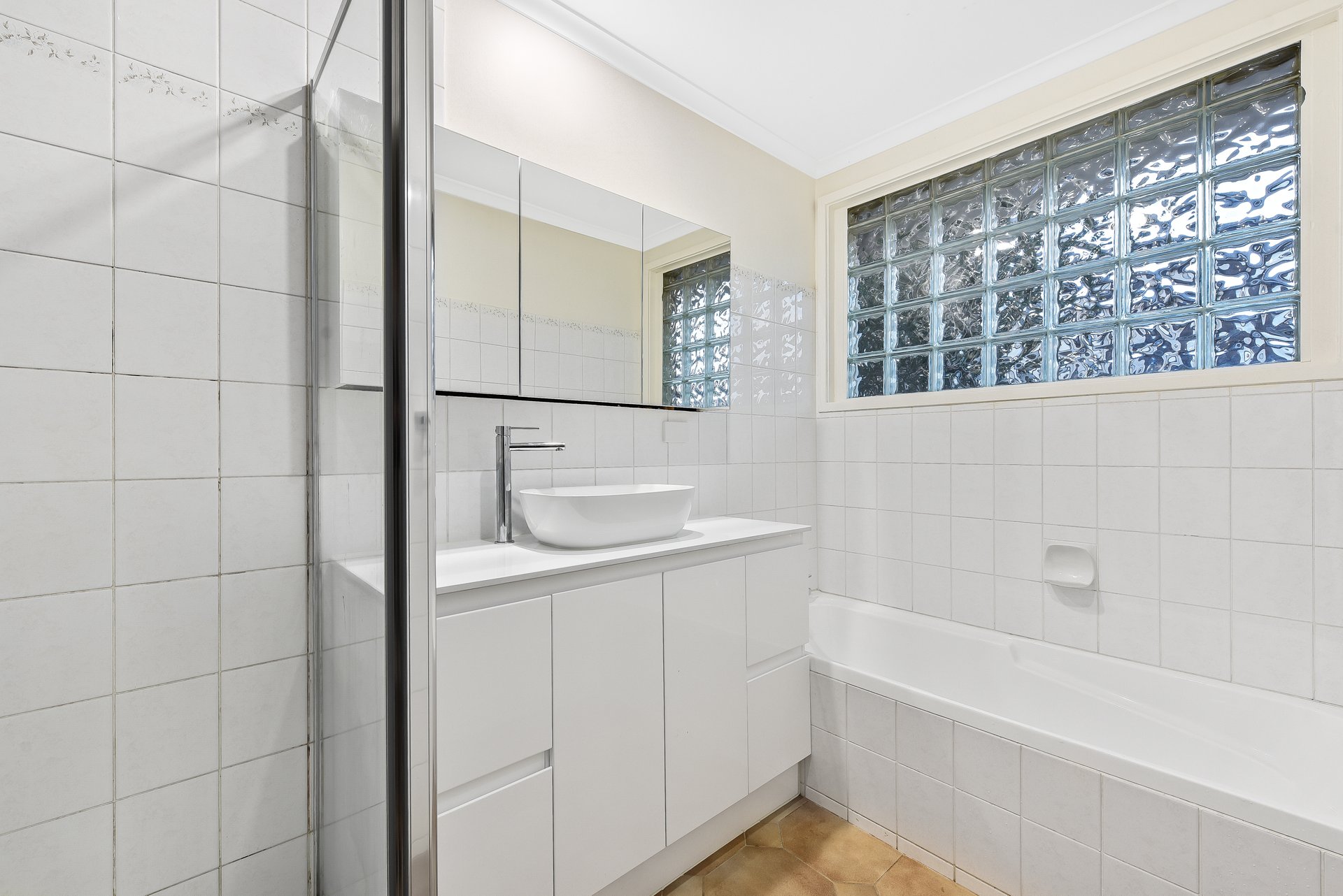 20 Tamala Avenue, Notting Hill image 11