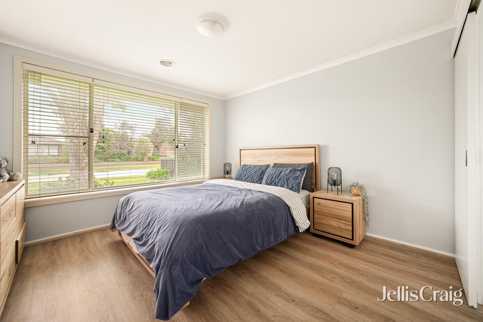 20 Tarongo Drive, Aspendale image 6