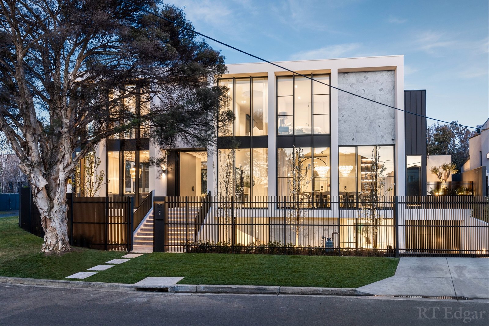 20 Tashinny Road, Toorak, VIC 3142
