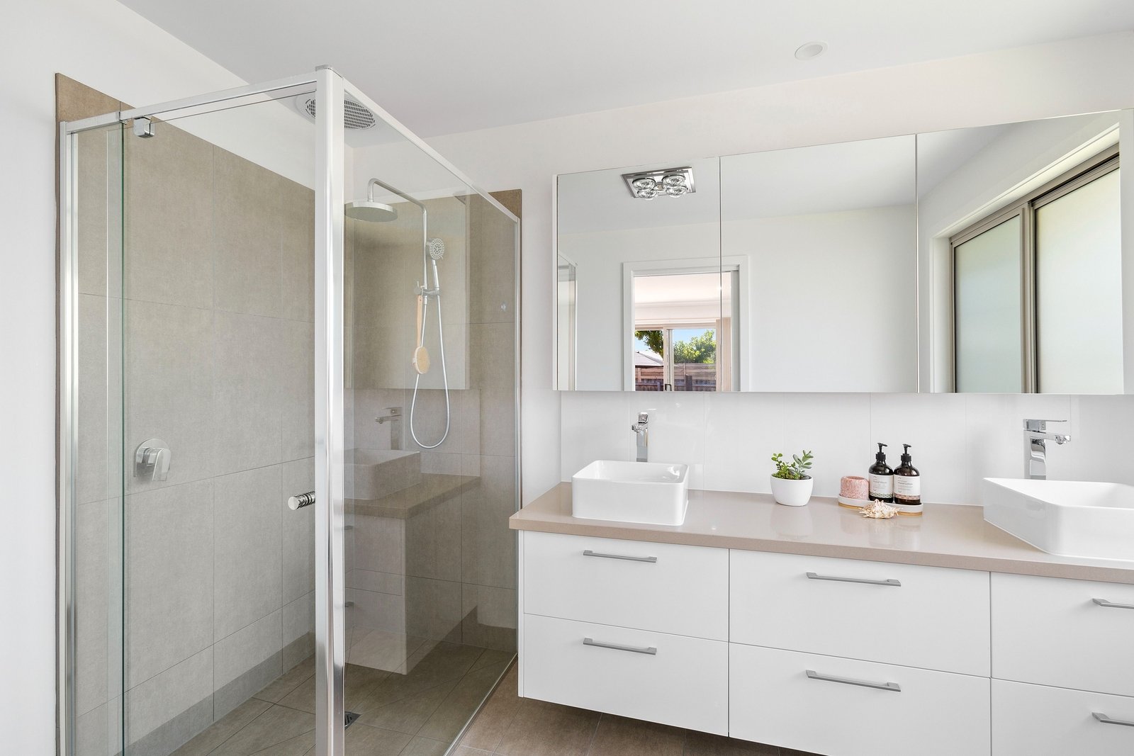 Property Gallery Thumbnail 10