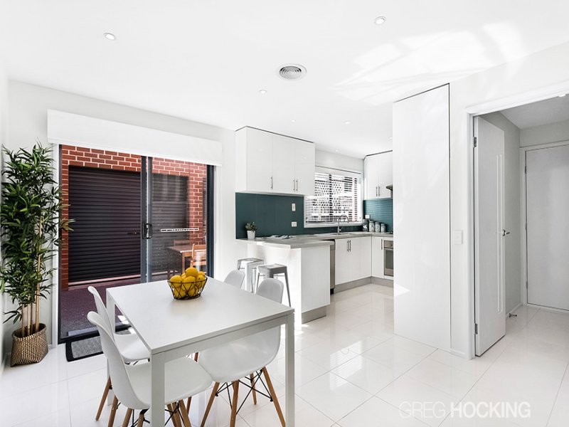 20 The Circle, Altona North image 3