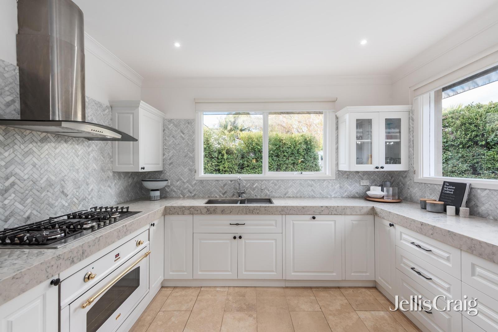 20 The Close, Beaumaris image 6