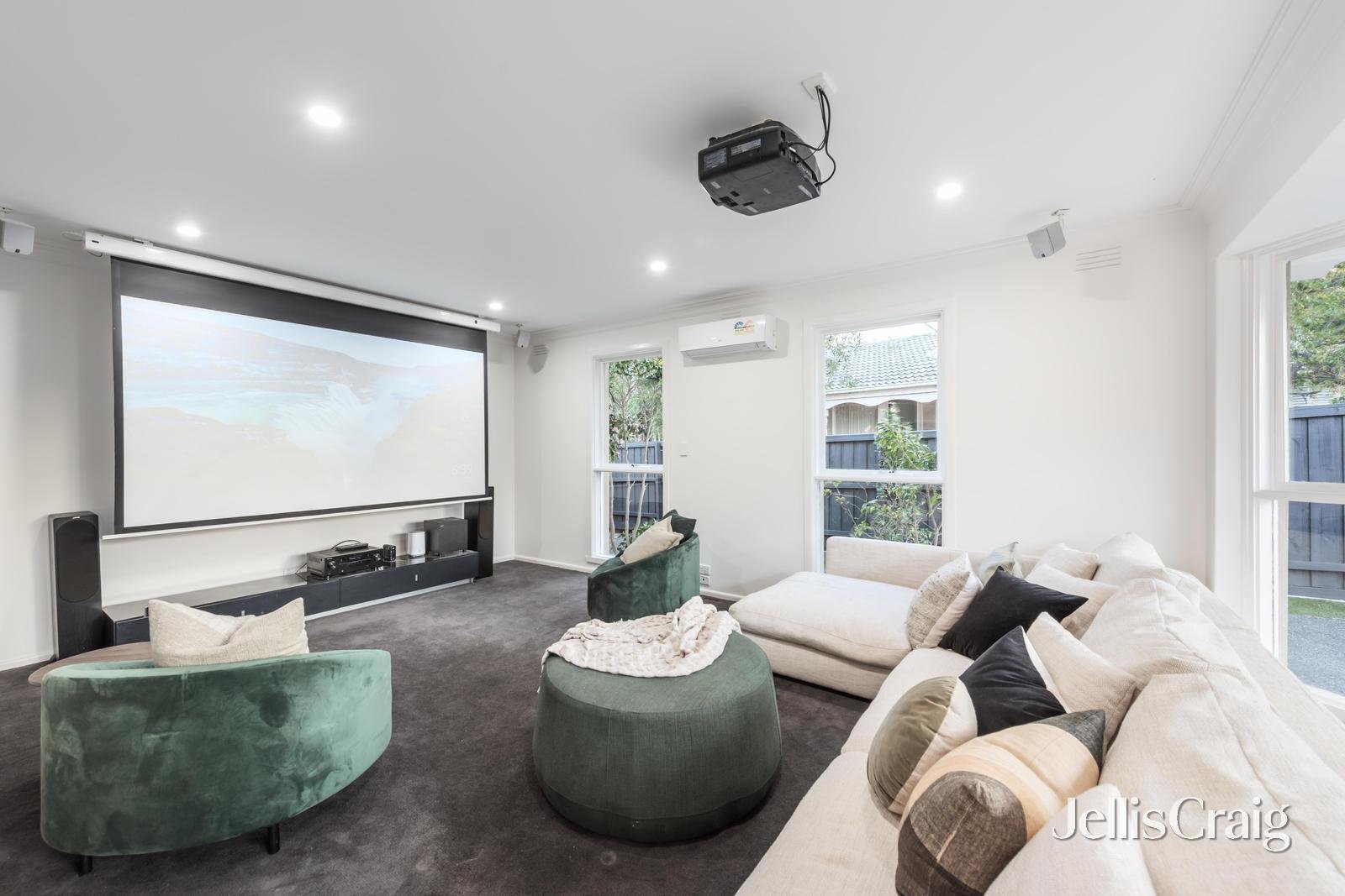 20 The Close, Beaumaris image 9