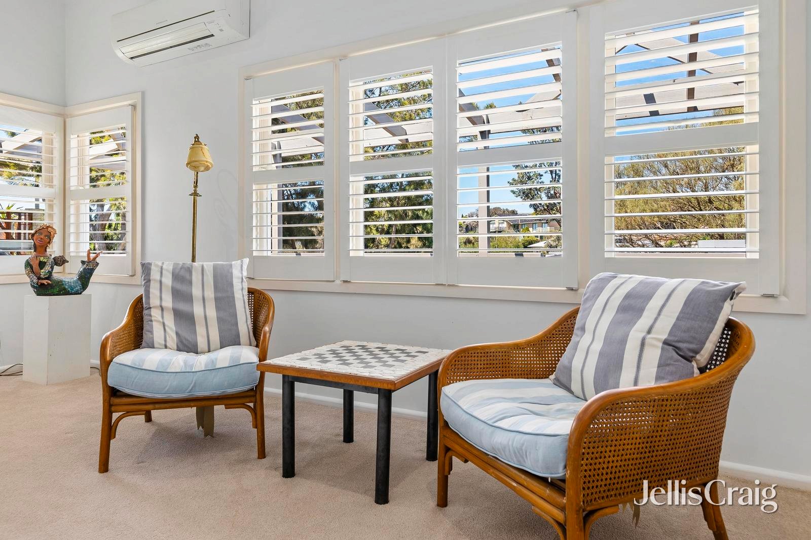 20 The Quarterdeck, Portsea image 6
