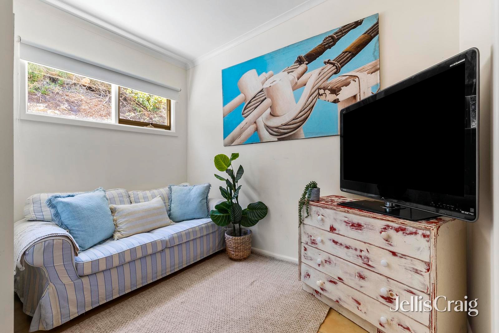 20 The Quarterdeck, Portsea image 16