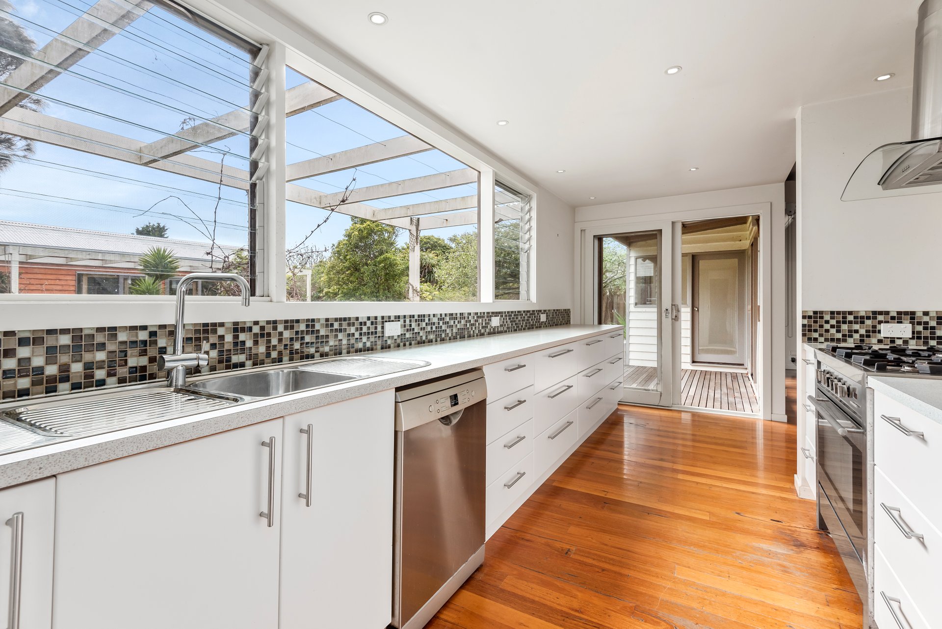 Property Gallery Thumbnail 3