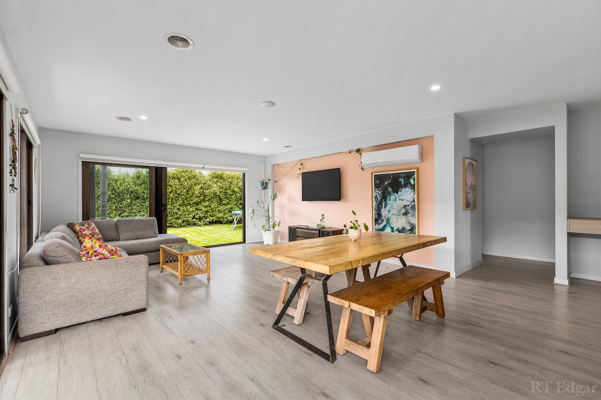 Property Gallery Thumbnail 4