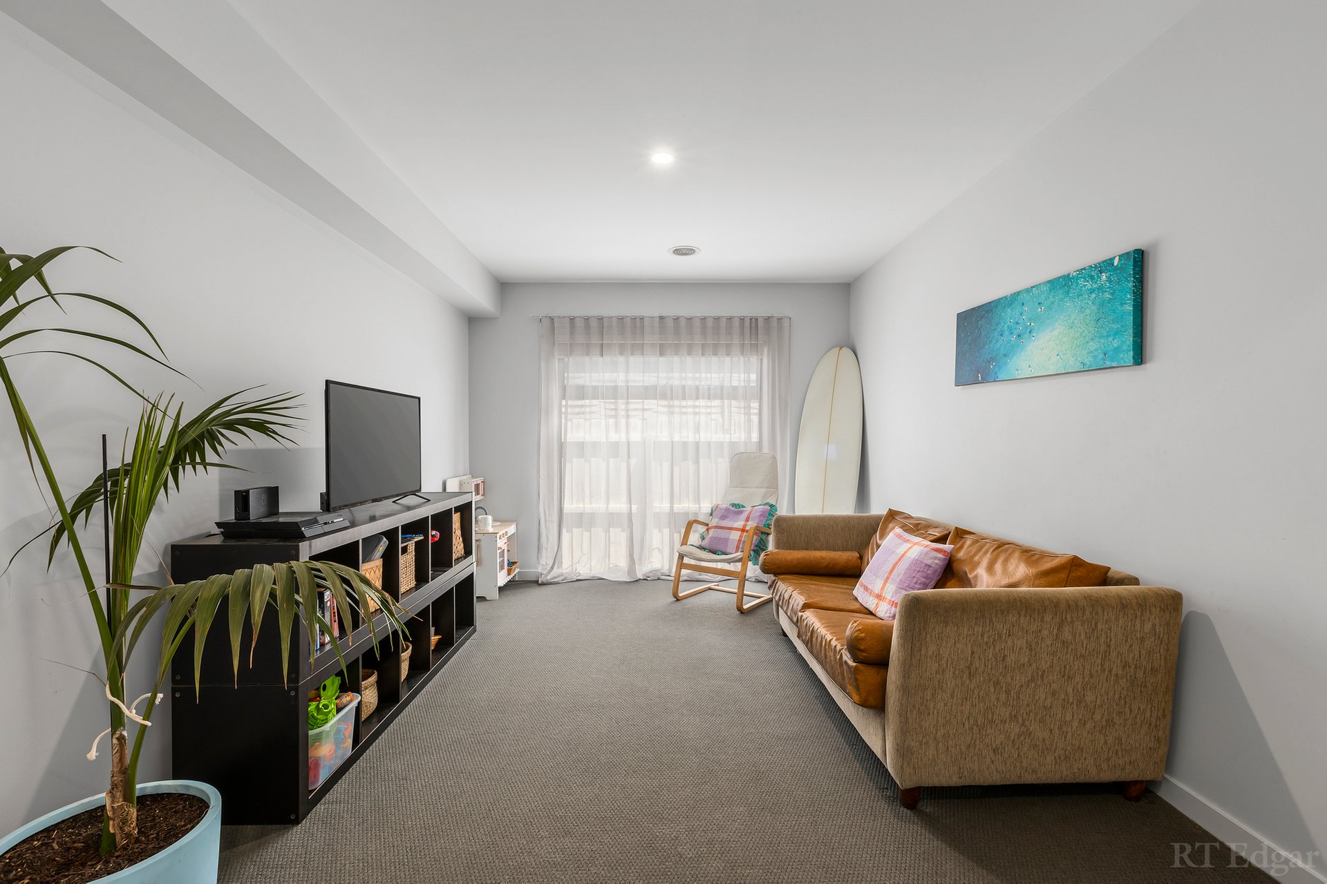 Property Gallery Thumbnail 9