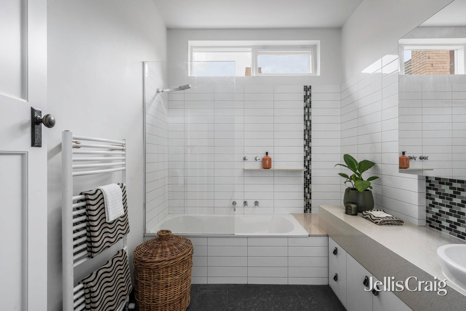 20 Valley View Road, Glen&nbsp;Iris image 10