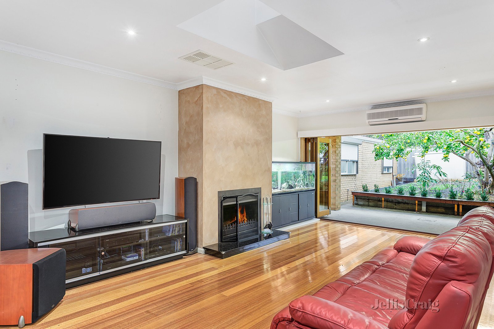 20 Vanbrook Street, Forest Hill image 2