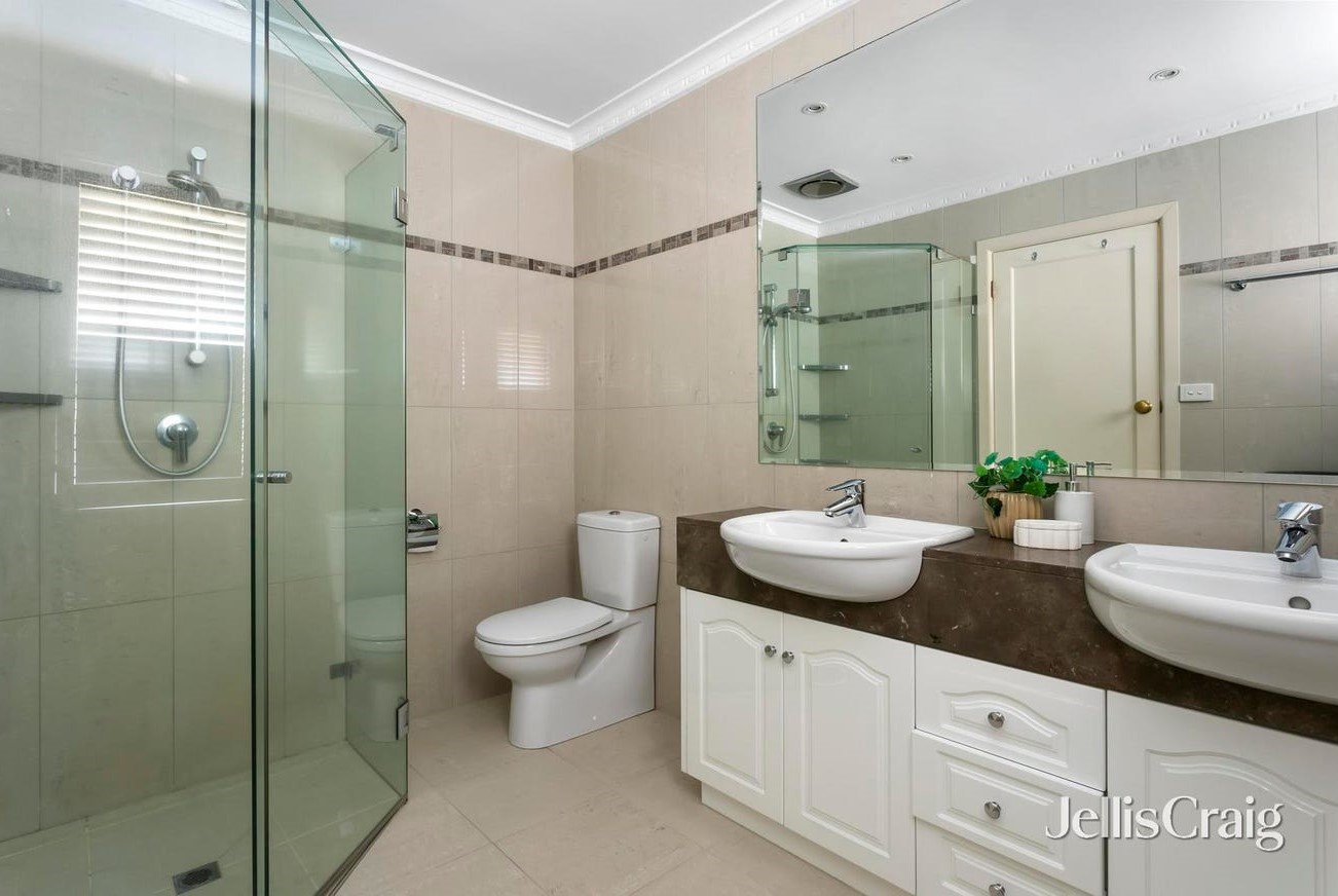 20 View Street, Canterbury image 9