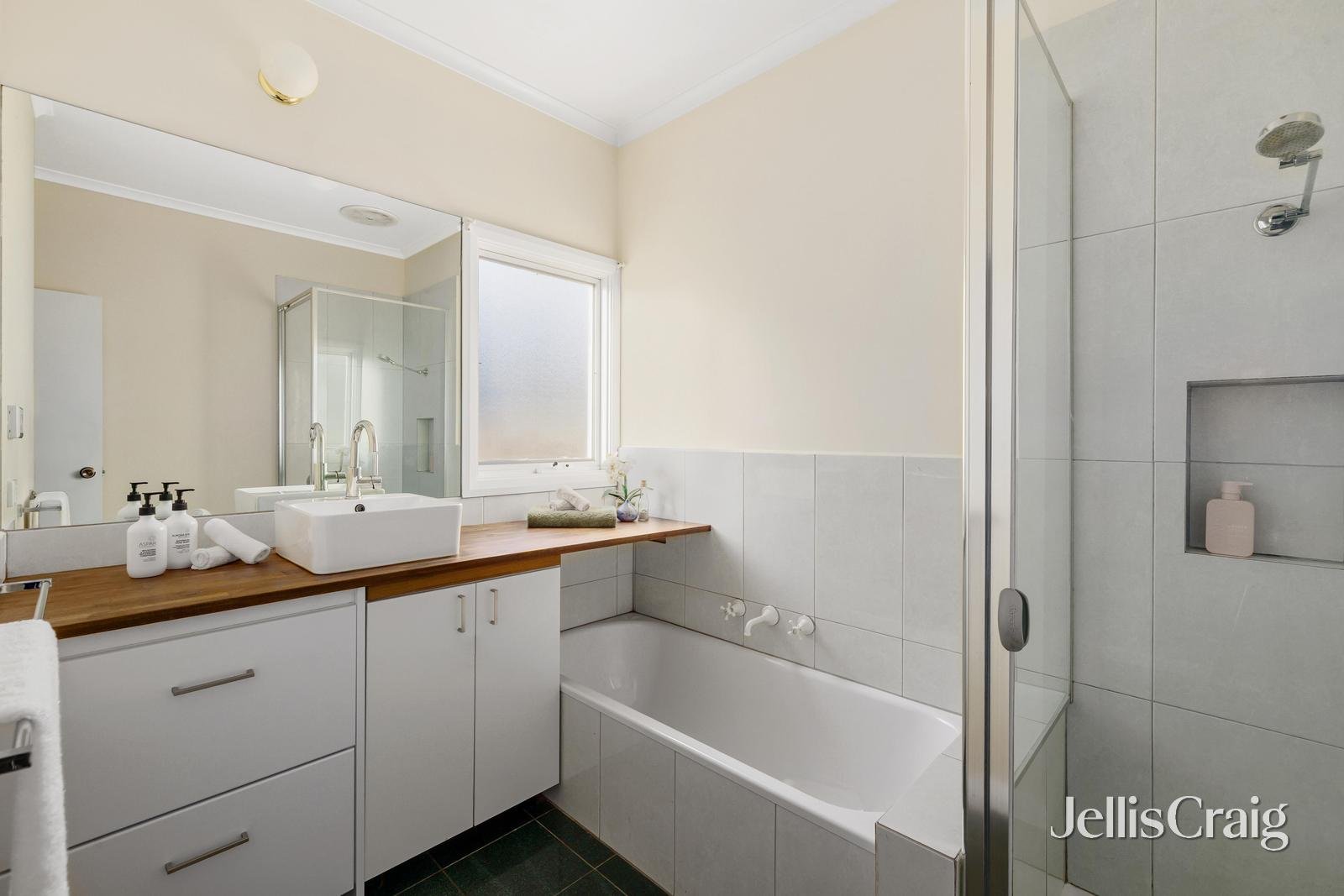 20 Wahroongaa Road, Murrumbeena image 13