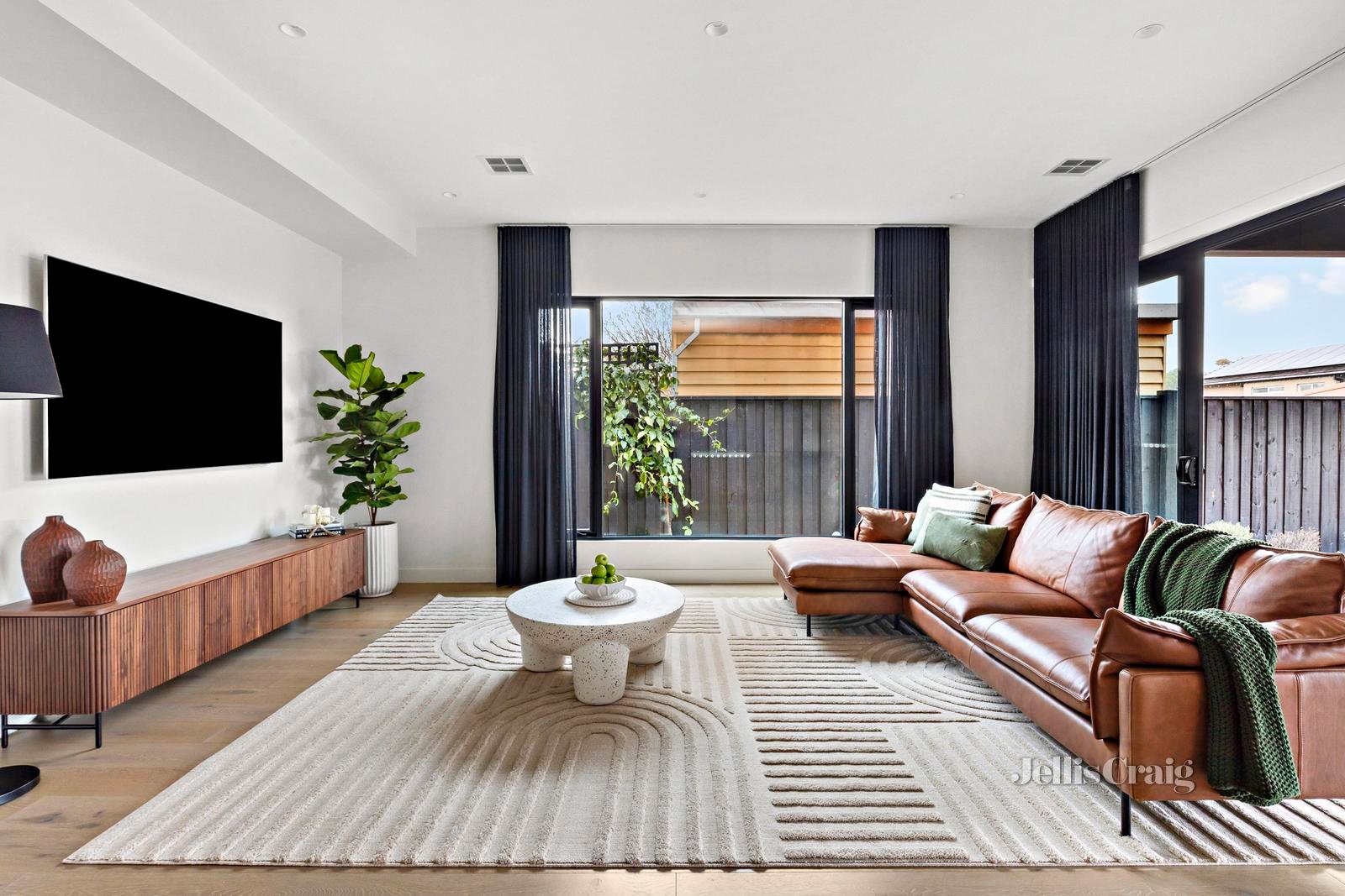 20 Warner Street, Essendon image 3