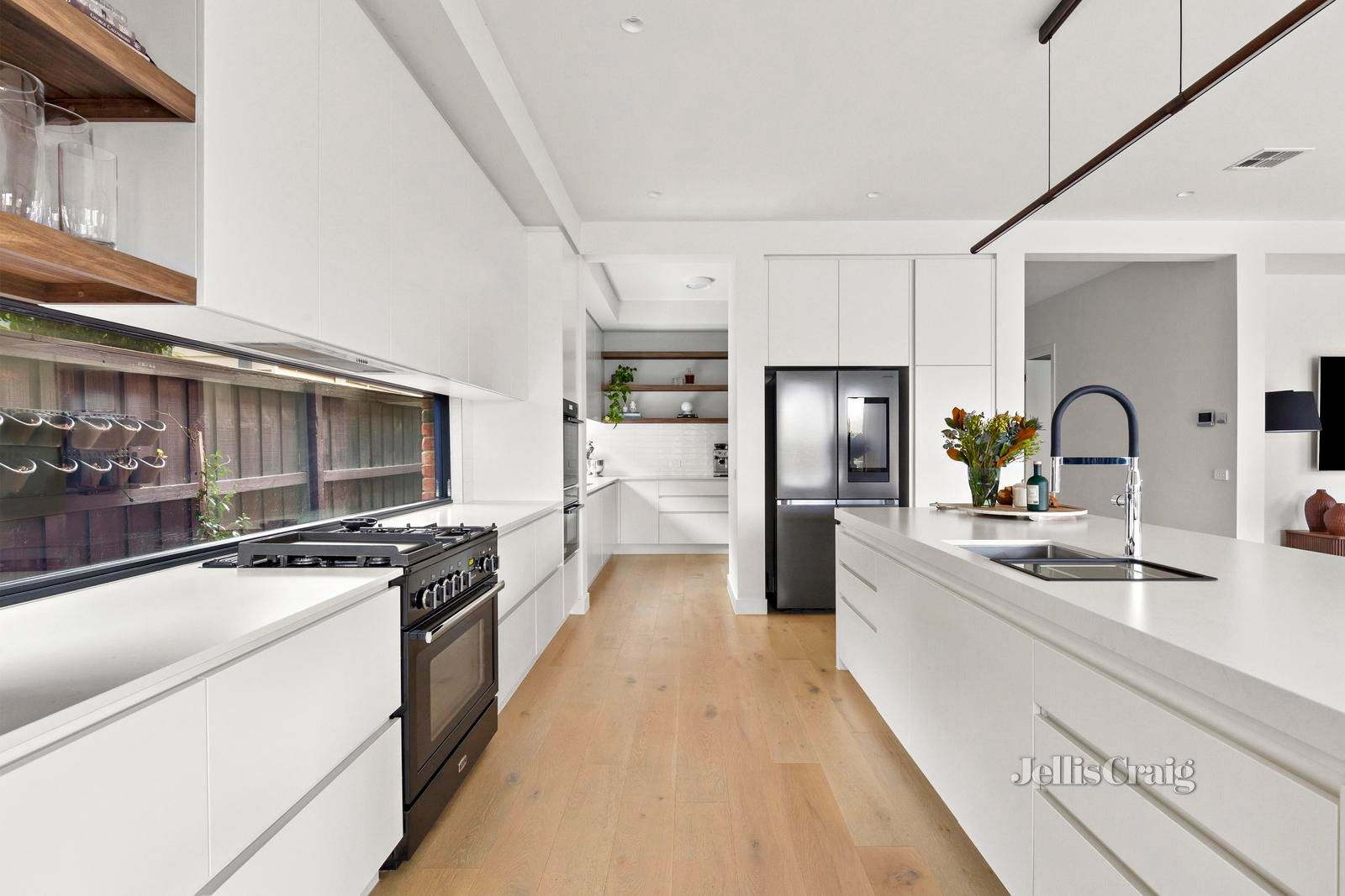 20 Warner Street, Essendon image 6