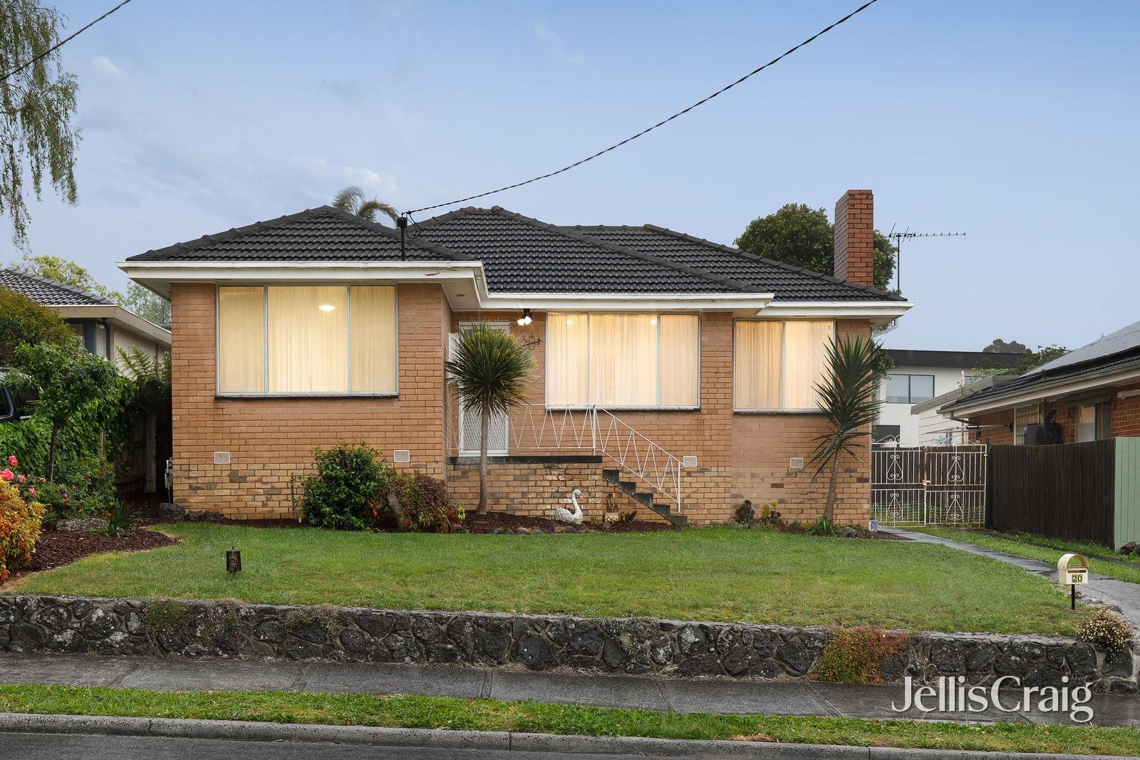 20 Warren Road, Viewbank image 1