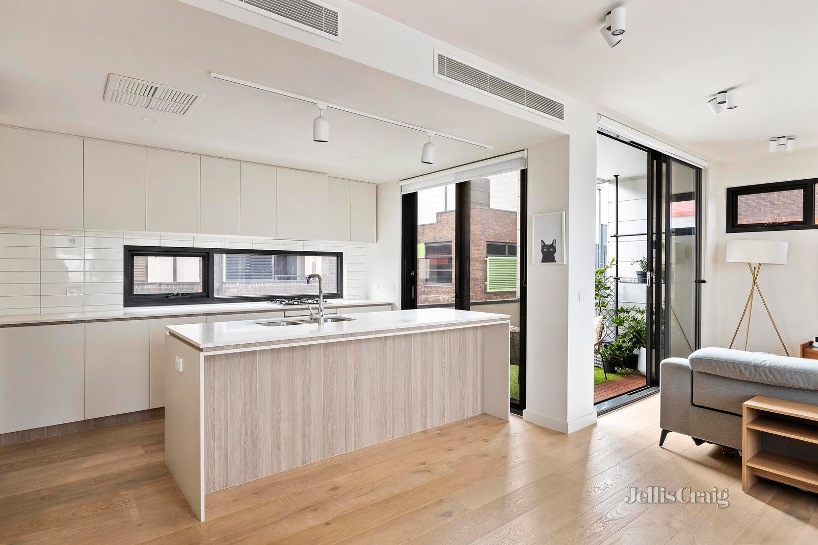 20 Waterline Place, Williamstown image 3