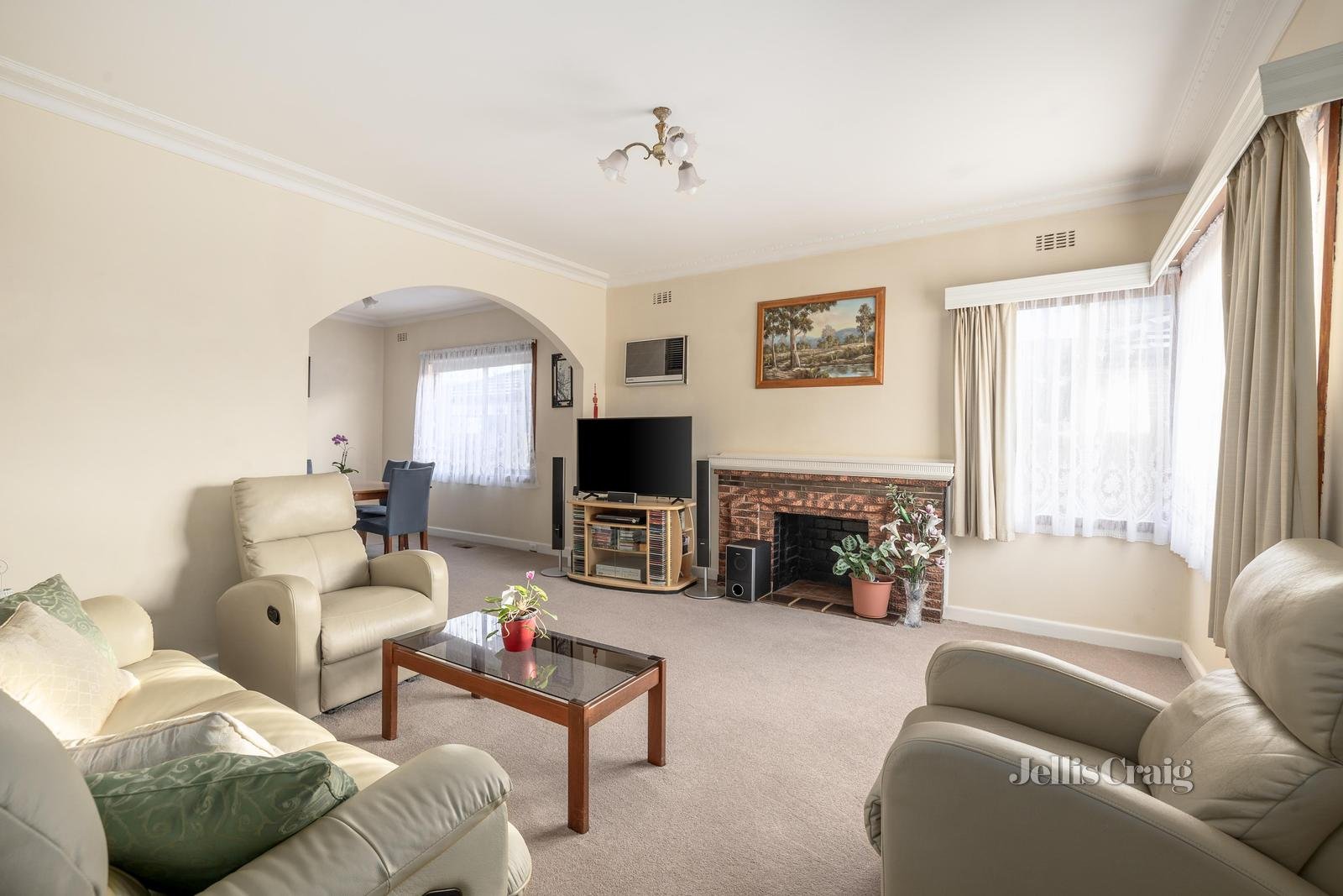 20 Wilmoth Avenue, Carnegie image 2