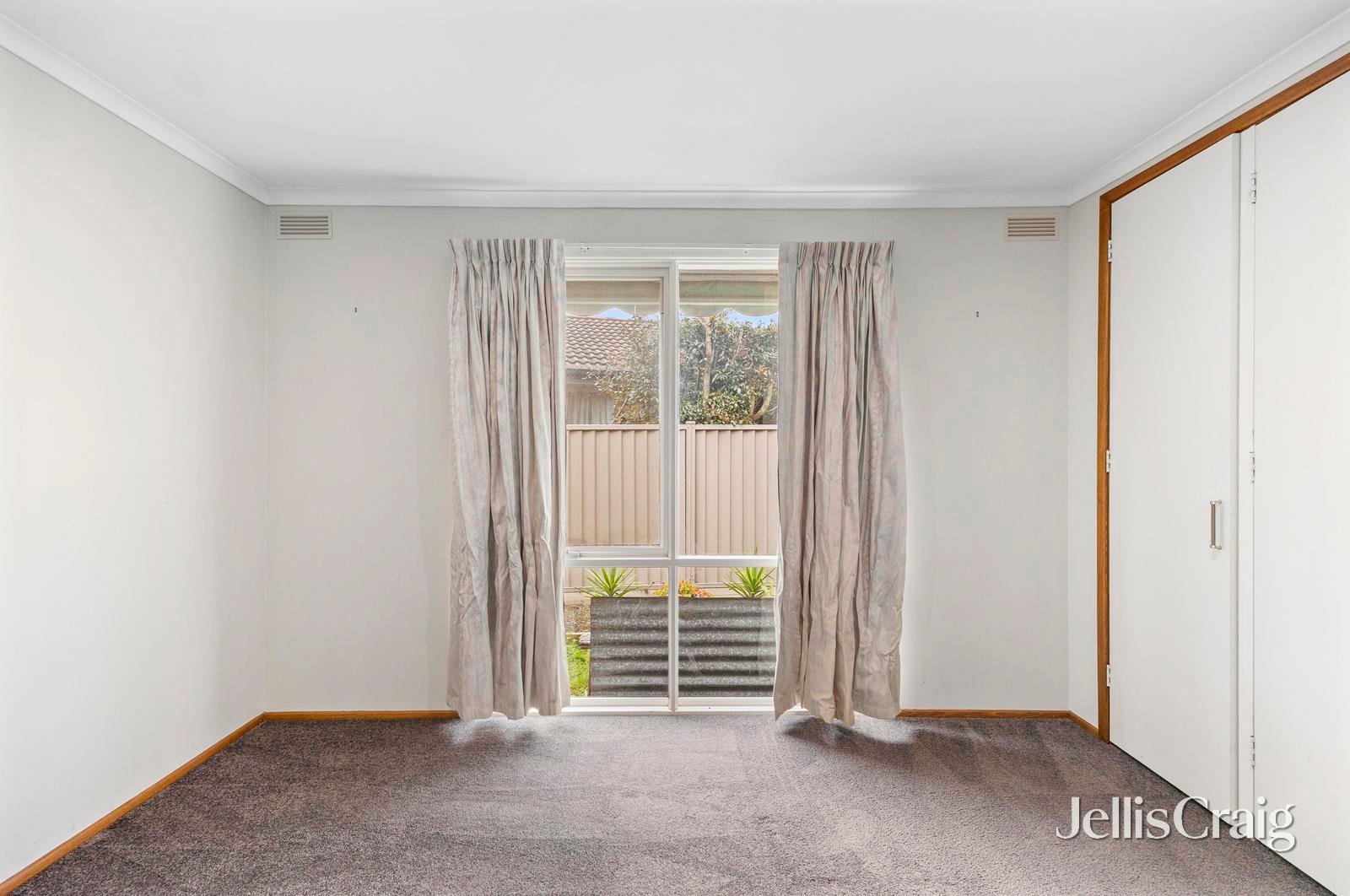 20 Windsor Avenue, Alfredton image 5