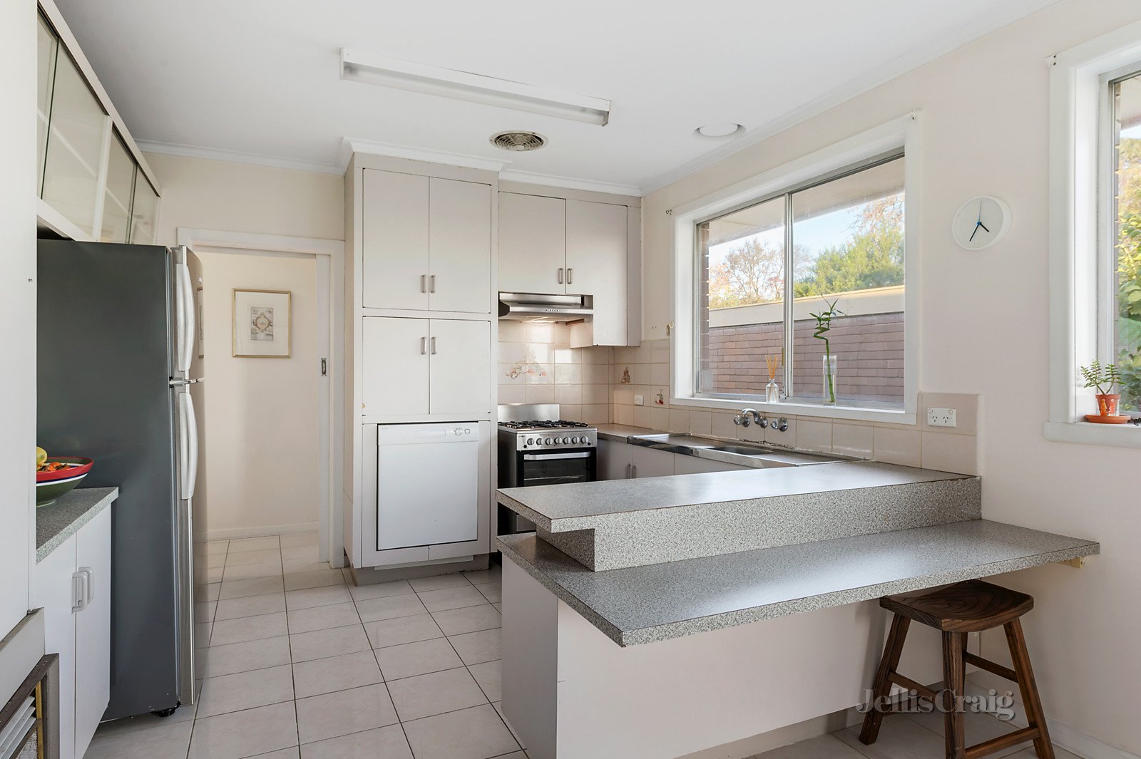 20 Winters Way, Doncaster image 5