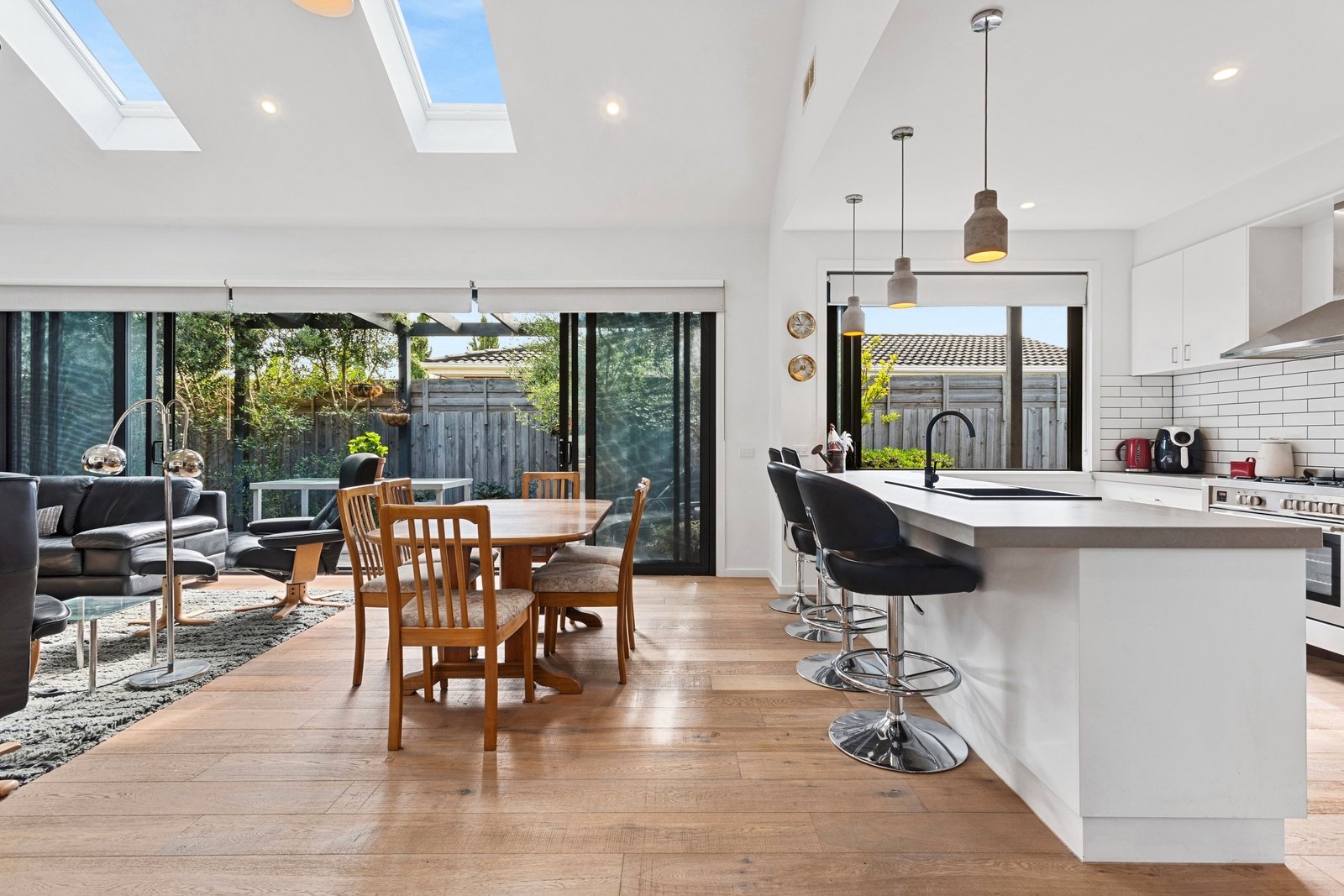 Property Gallery Thumbnail 3