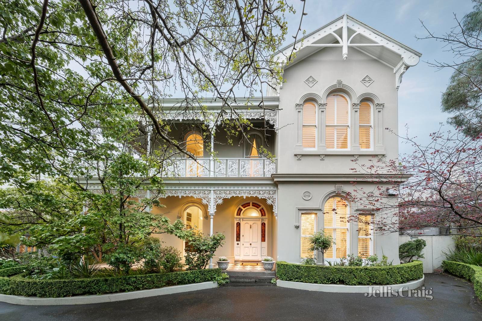 200 Barkers Road, Hawthorn image 1