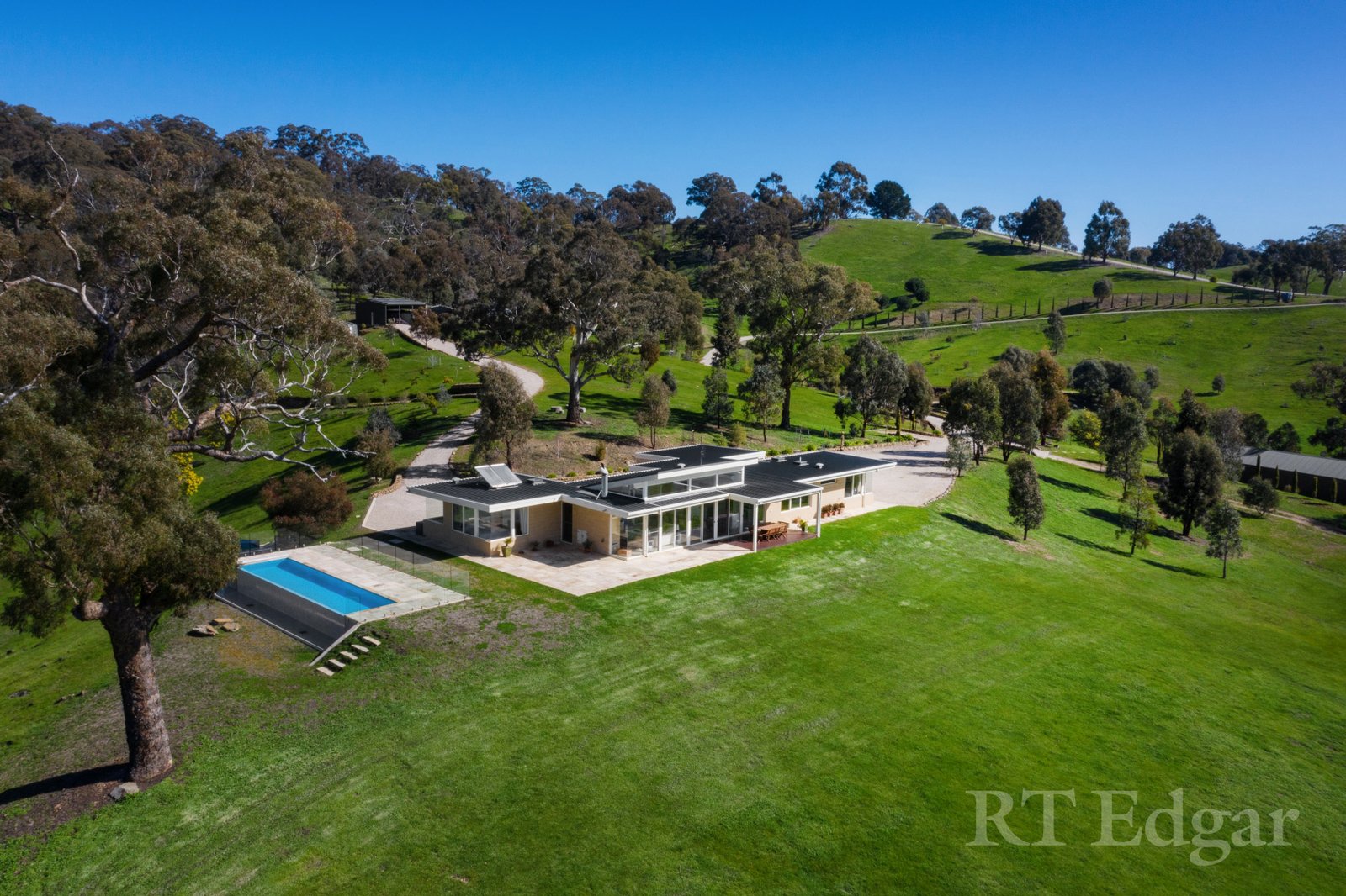 Property Gallery - Main Image