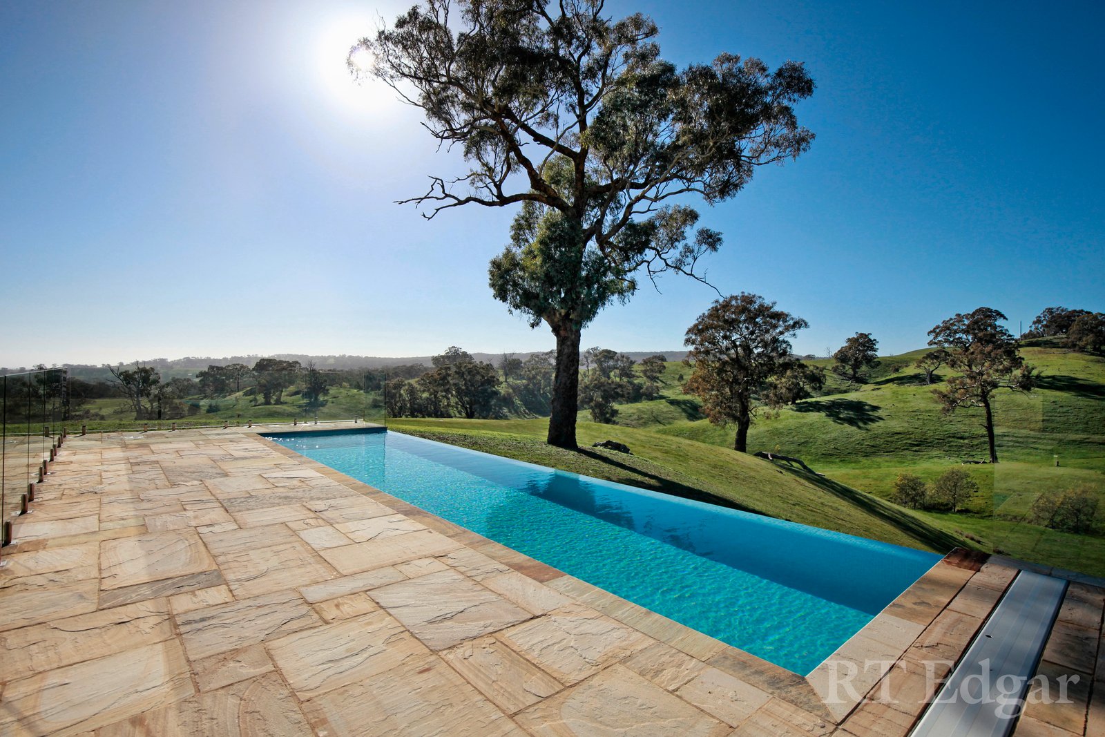 Property Gallery Thumbnail 2