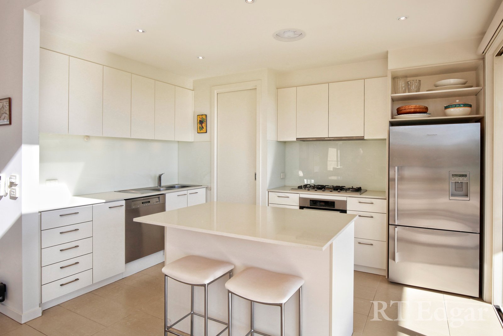 Property Gallery Thumbnail 8