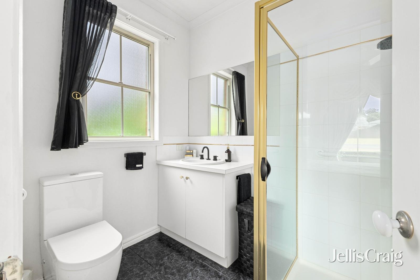 200 Learmonth Street, Buninyong image 14