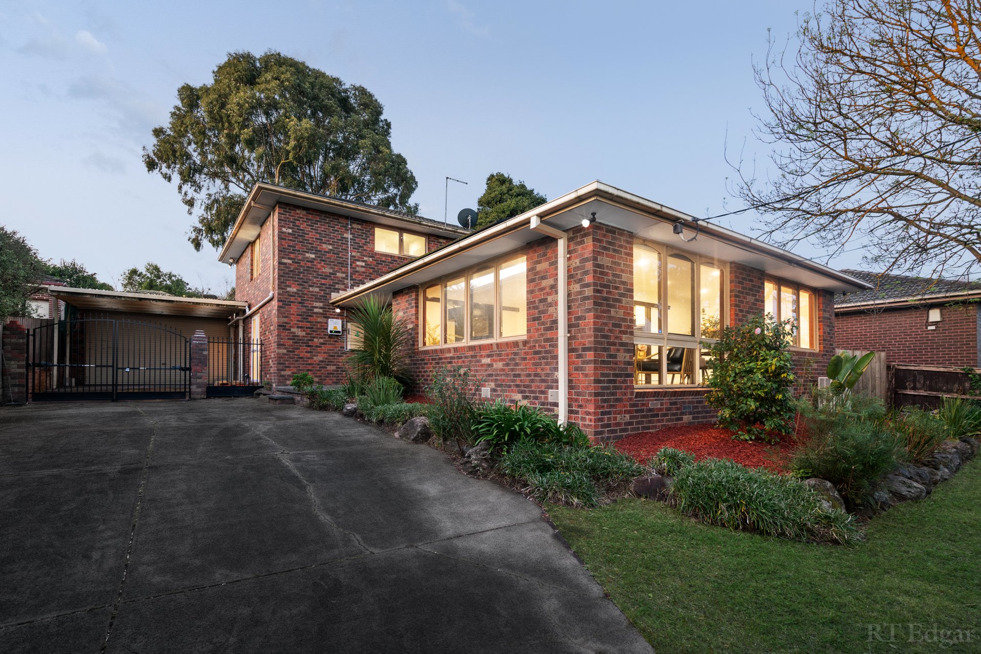 Property Gallery - Main Image