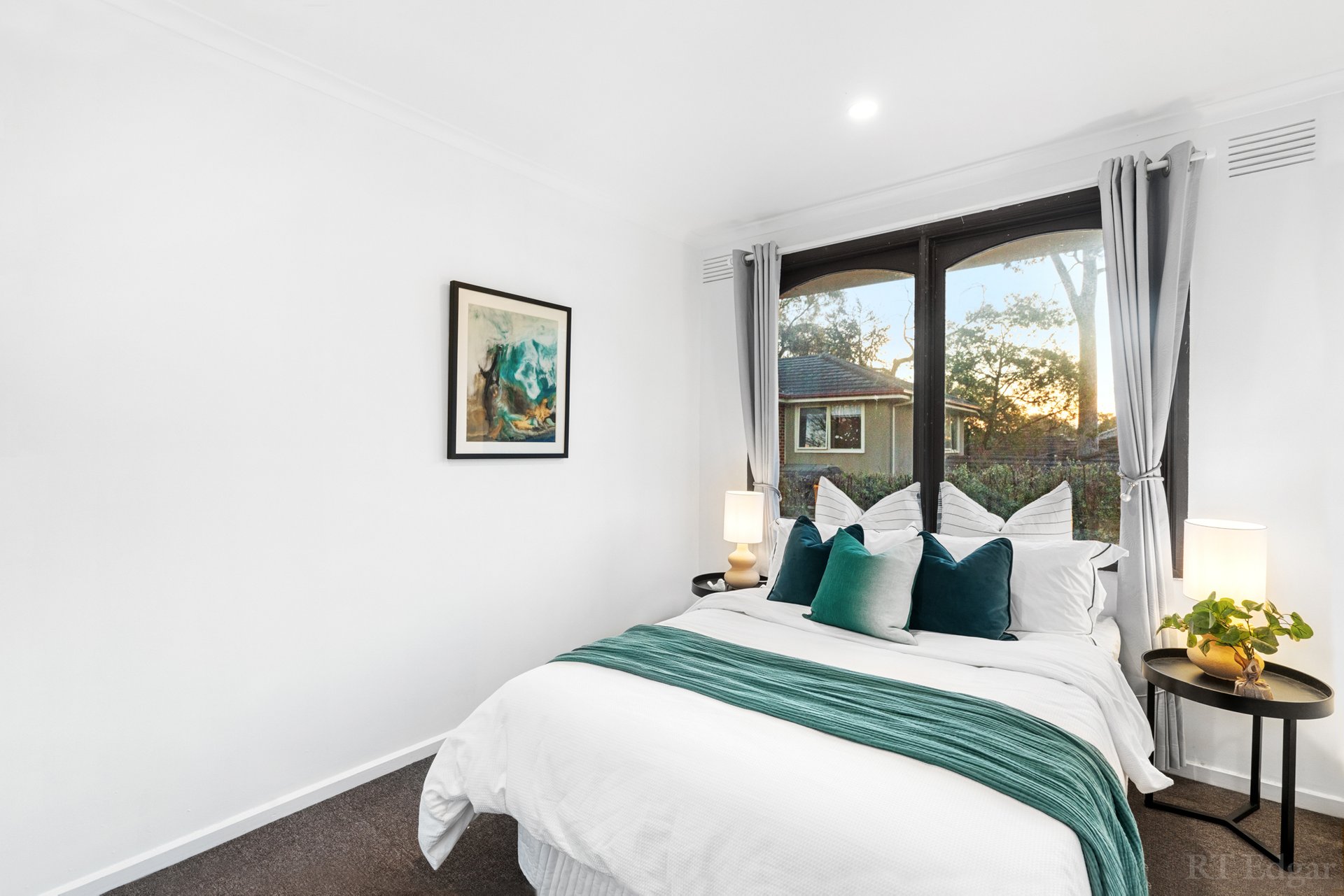 Property Gallery Thumbnail 7