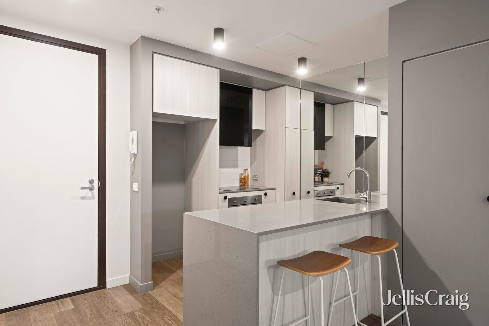 2003/178 Edward Street, Brunswick East image 4