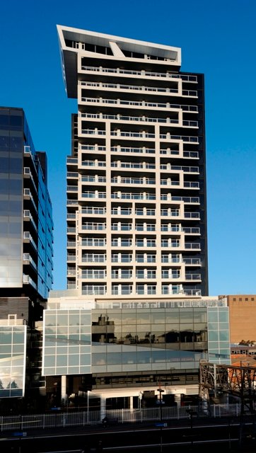 2004 / 7 Yarra Street SOUTH YARRA, VIC 3141