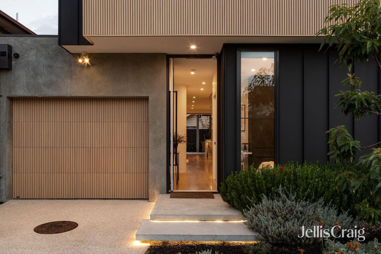 200a Mitchell Street, Northcote image 2