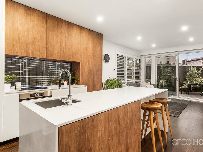 201 Pickles St, Port Melbourne image 2