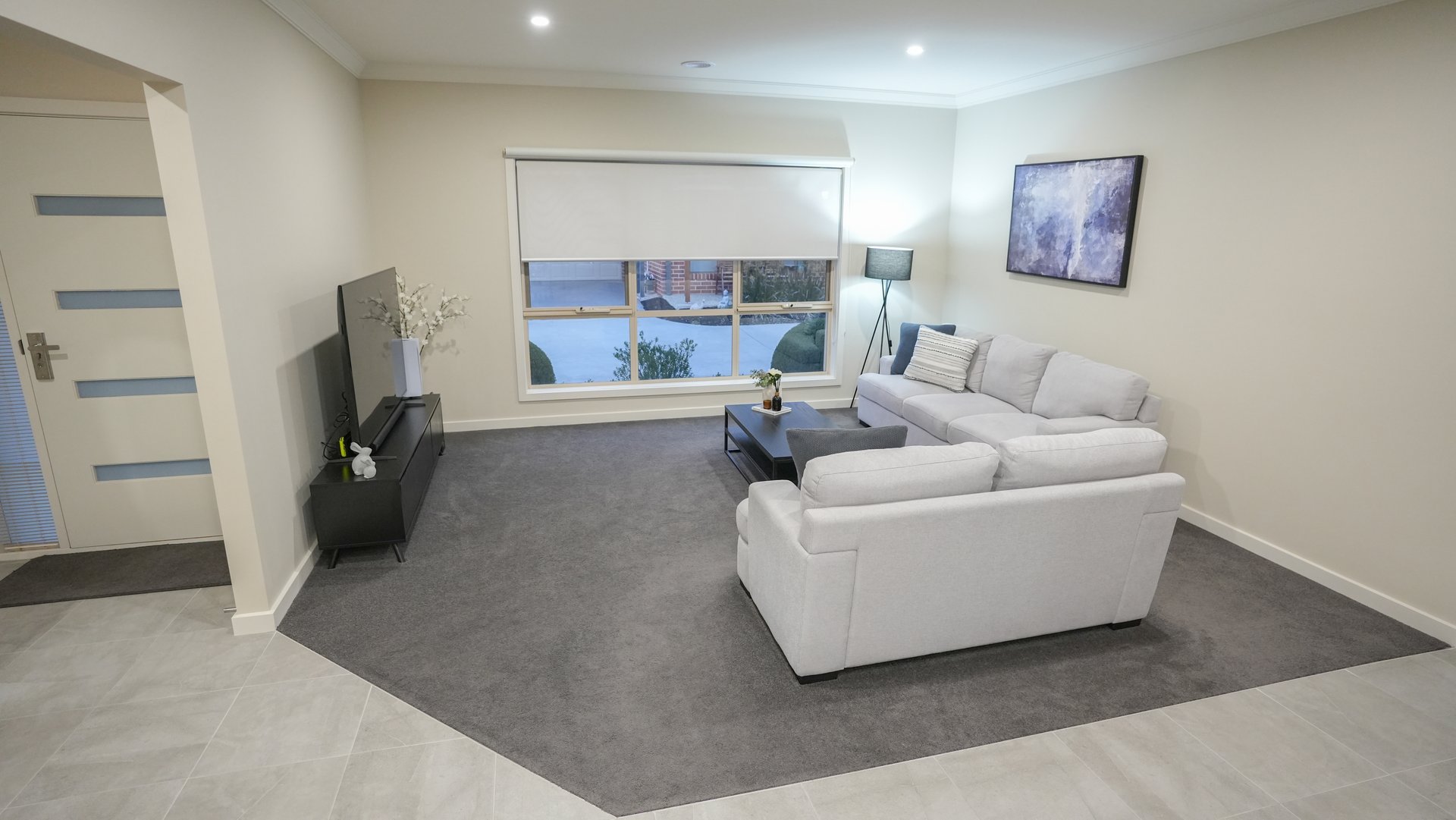 20/1 Roger Street, Romsey image 3