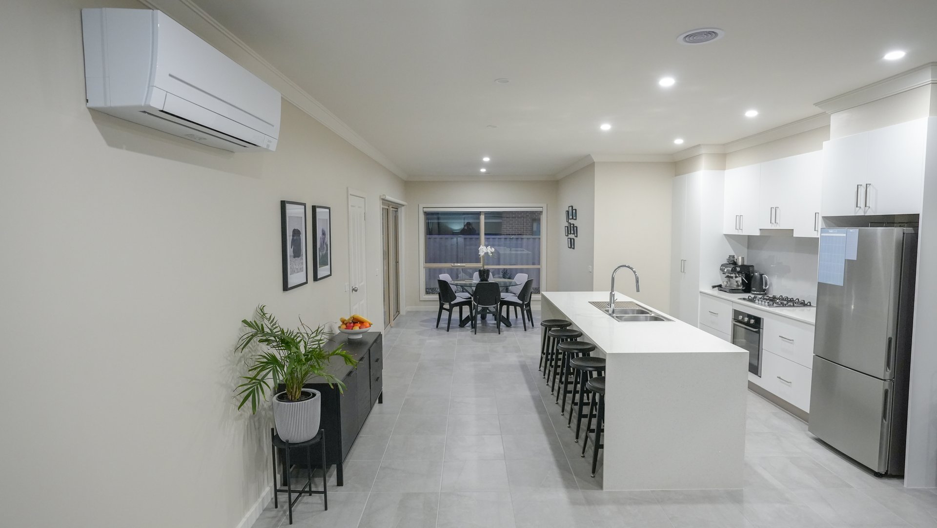 20/1 Roger Street, Romsey image 5