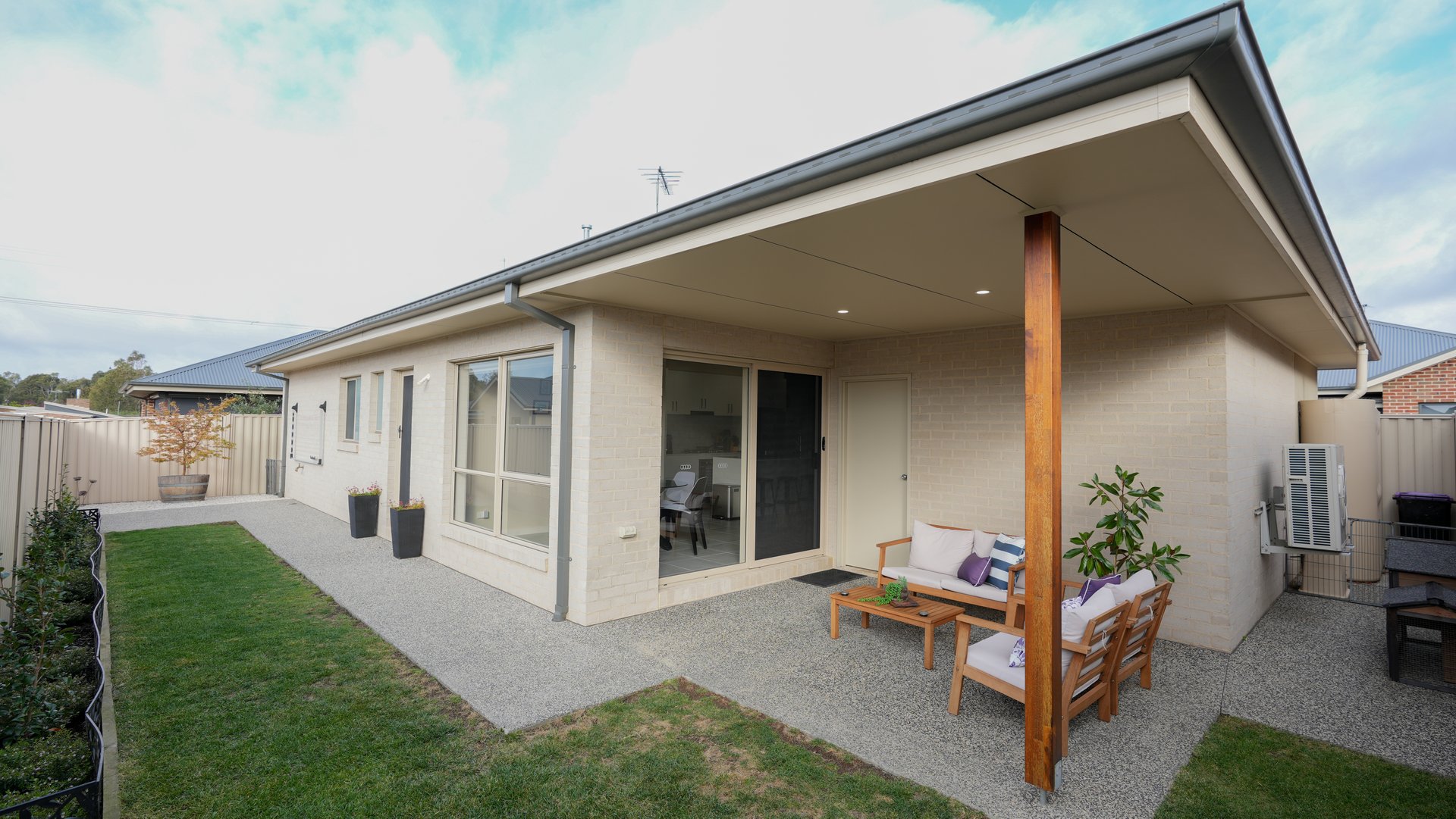 20/1 Roger Street, Romsey image 19
