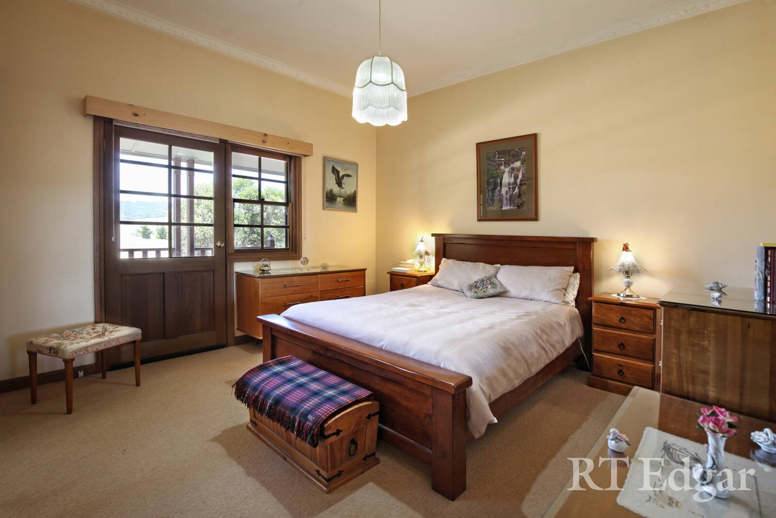 Property Gallery Thumbnail 6